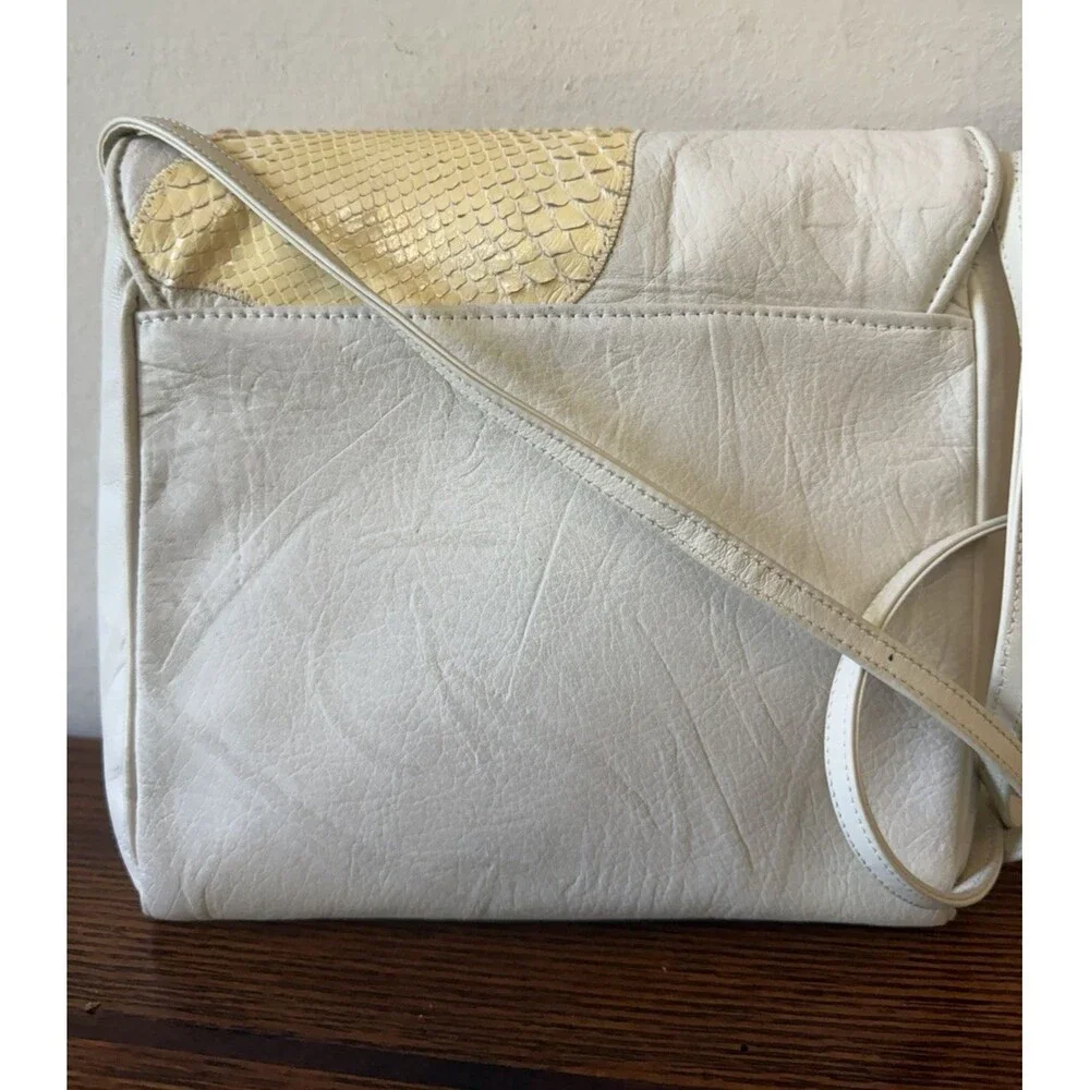 Carlos Falchi Women's Snakeskin Detail White Leather Crossbody Handbag Vintage